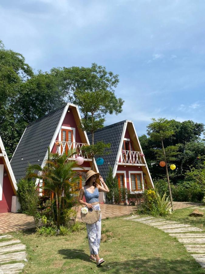 Furano Garden Home Hoa Binh - Venuestay Bagian luar foto